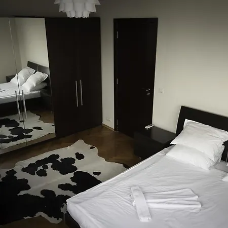 Prime Apartment *